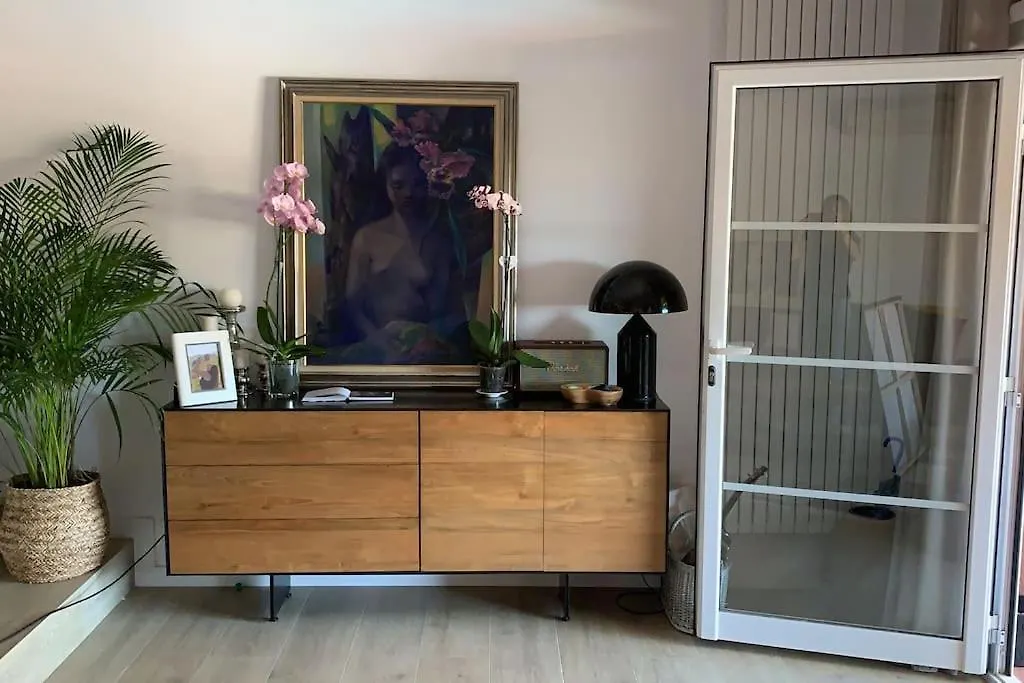 דירות קסטלדפלס Wonderful House Near Barcelona