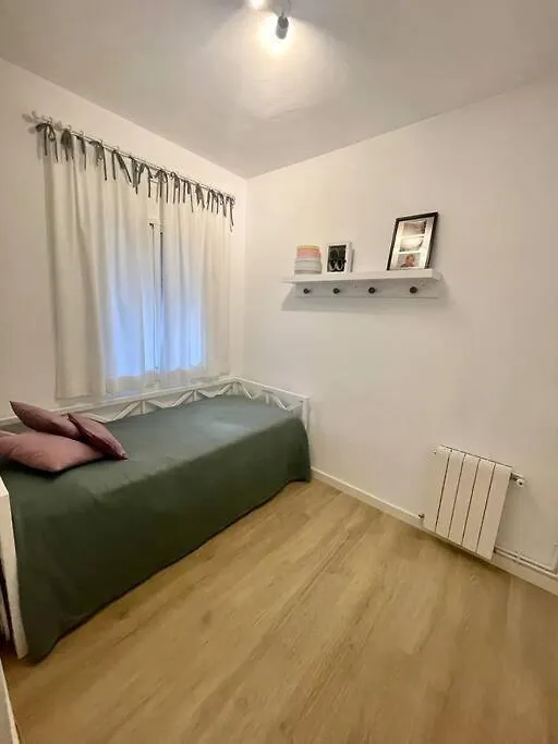 דירות קסטלדפלס Wonderful House Near Barcelona 0*,  ספרד
